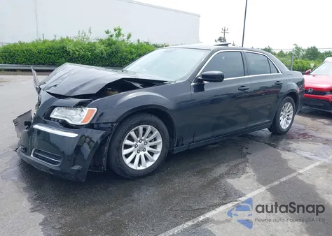 2014 Chrysler 300 из США, поврежденный, VIN 2C3CCAAG7EH175973